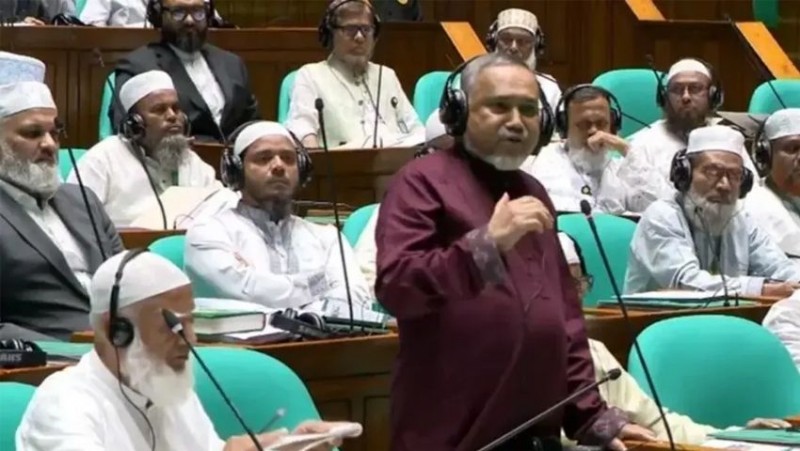 সরকারি দলের আচরণে পার্লামেন্টে থাকার ইন্টারেস্ট কমে যাচ্ছে : মোহাম্মদ তাহের
